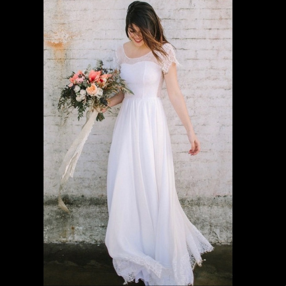 Bohemian Cap Sleeve A-Line Chiffon Wedding…